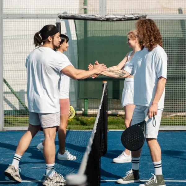 Finding Padel team