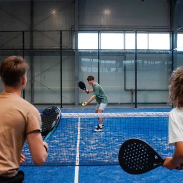 Anticipate Your Opponent's Shots in Padel.