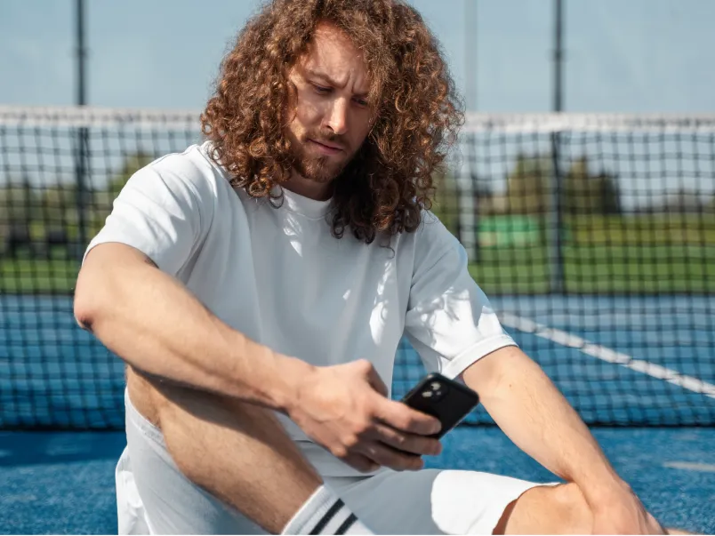 The 10 Best Apps to Elevate Your Padel Experience.